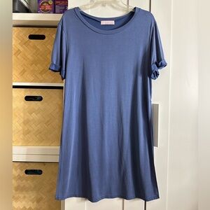 Wednesday’s long top L blue or bathing suit cover up